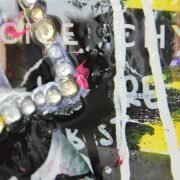 Yellow-Fame-detail